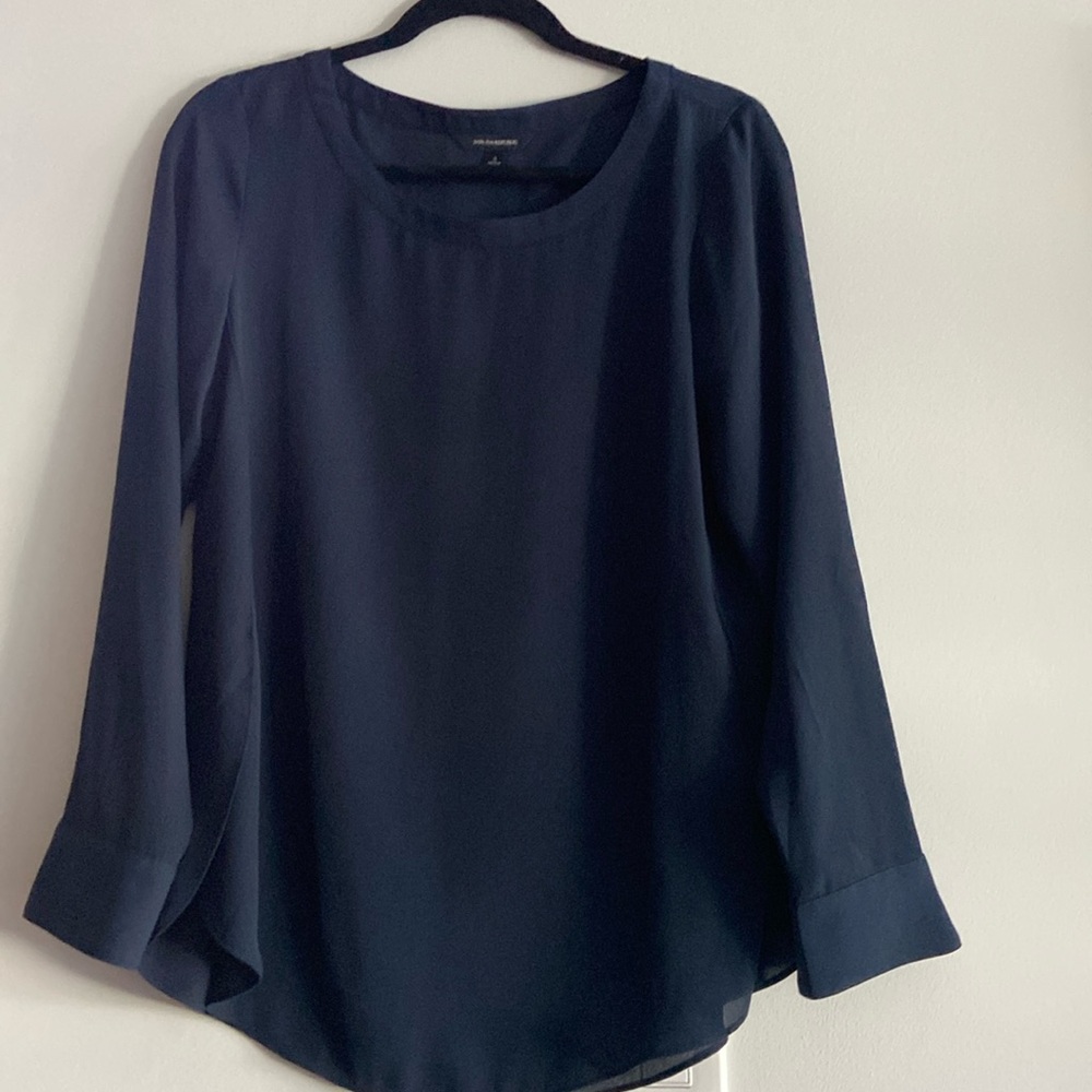 Banana Republic navy blouse